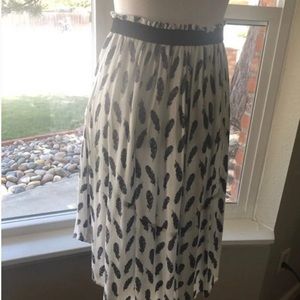 H&M patterned skirt